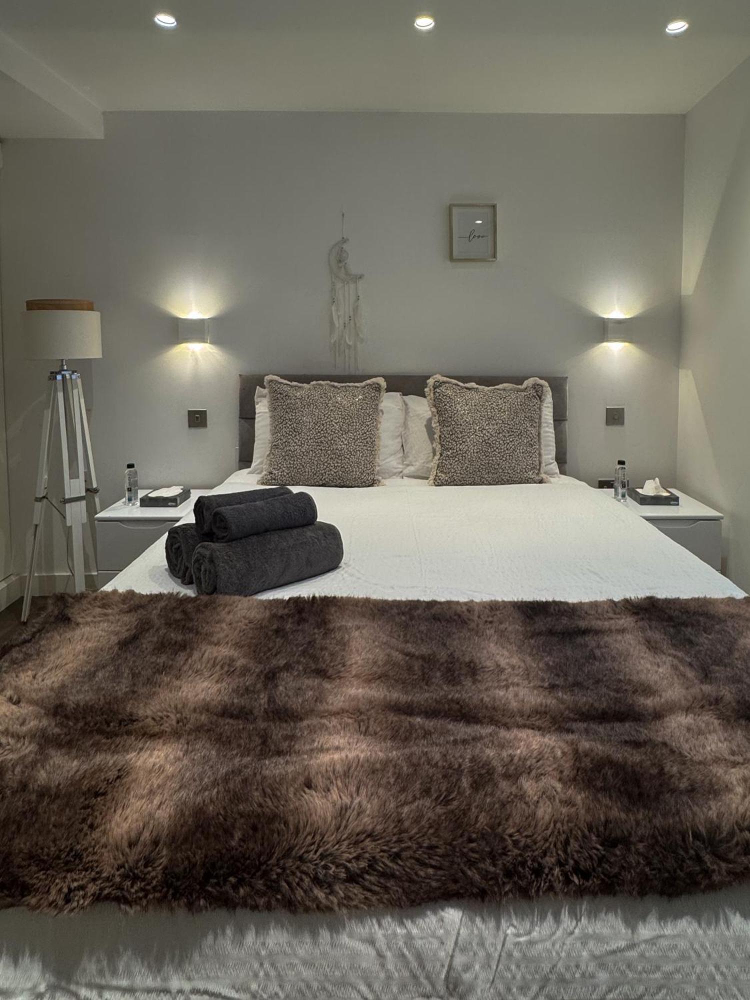 Mayfair 2 Beds Flat Near Bond Street, Opposite Selfridges On Oxford Street London Exteriör bild